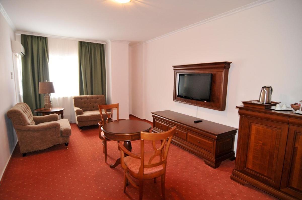 Hotel TEX Club Botoşani Zimmer foto